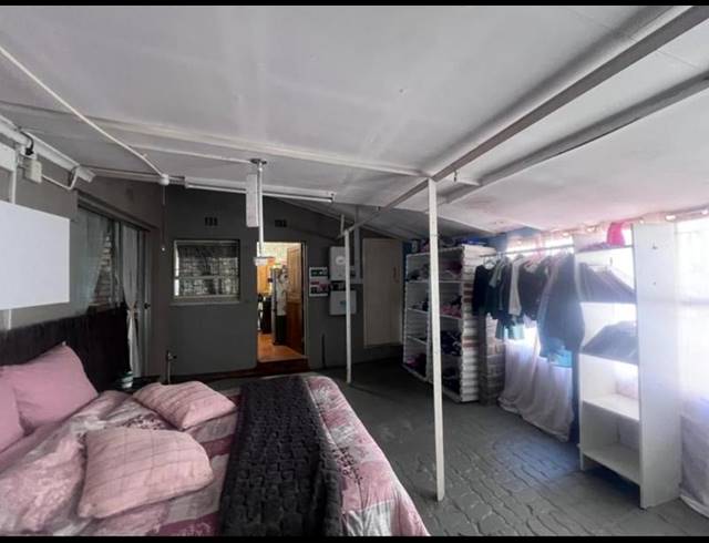 4 BEDROOM HOUSE FOR SALE IN ROODEKRANS